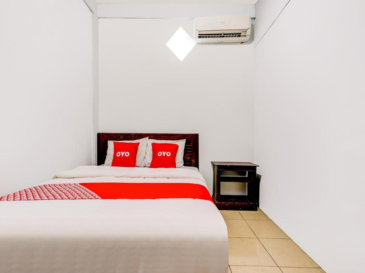 Oyo 90051 Guest House Parangtritis Luaran gambar