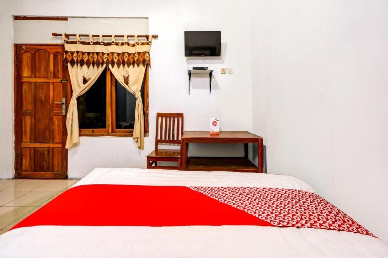 Oyo 90051 Guest House Parangtritis Luaran gambar